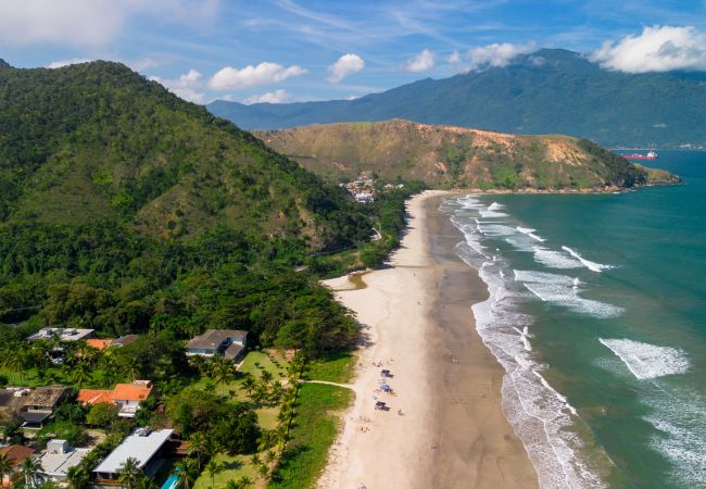 Casa em São Sebastião - Casa c Wi-Fi, jacuzzi e churrasqueira em Guaecá/SP Casa em São Sebastião - Casa c Wi-Fi, jacuzzi e churrasqueira em Guaecá/SP