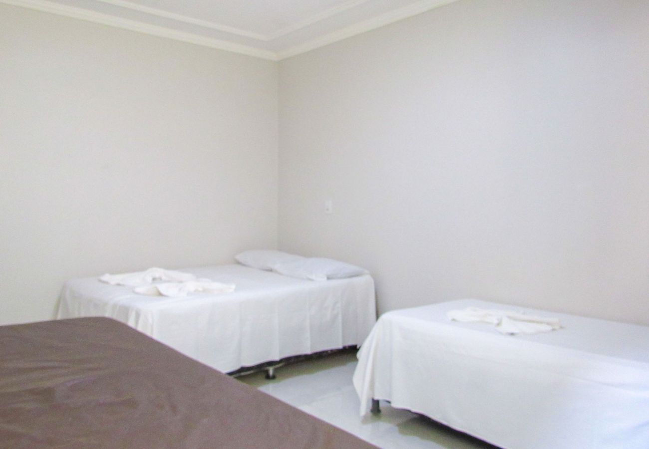 Apartamento em Porto Seguro - Apto c piscina e WiFi a 150m da Praia de Mundaí/BA Apartamento em Porto Seguro - Apto c piscina e WiFi a 150m da Praia de Mundaí/BA