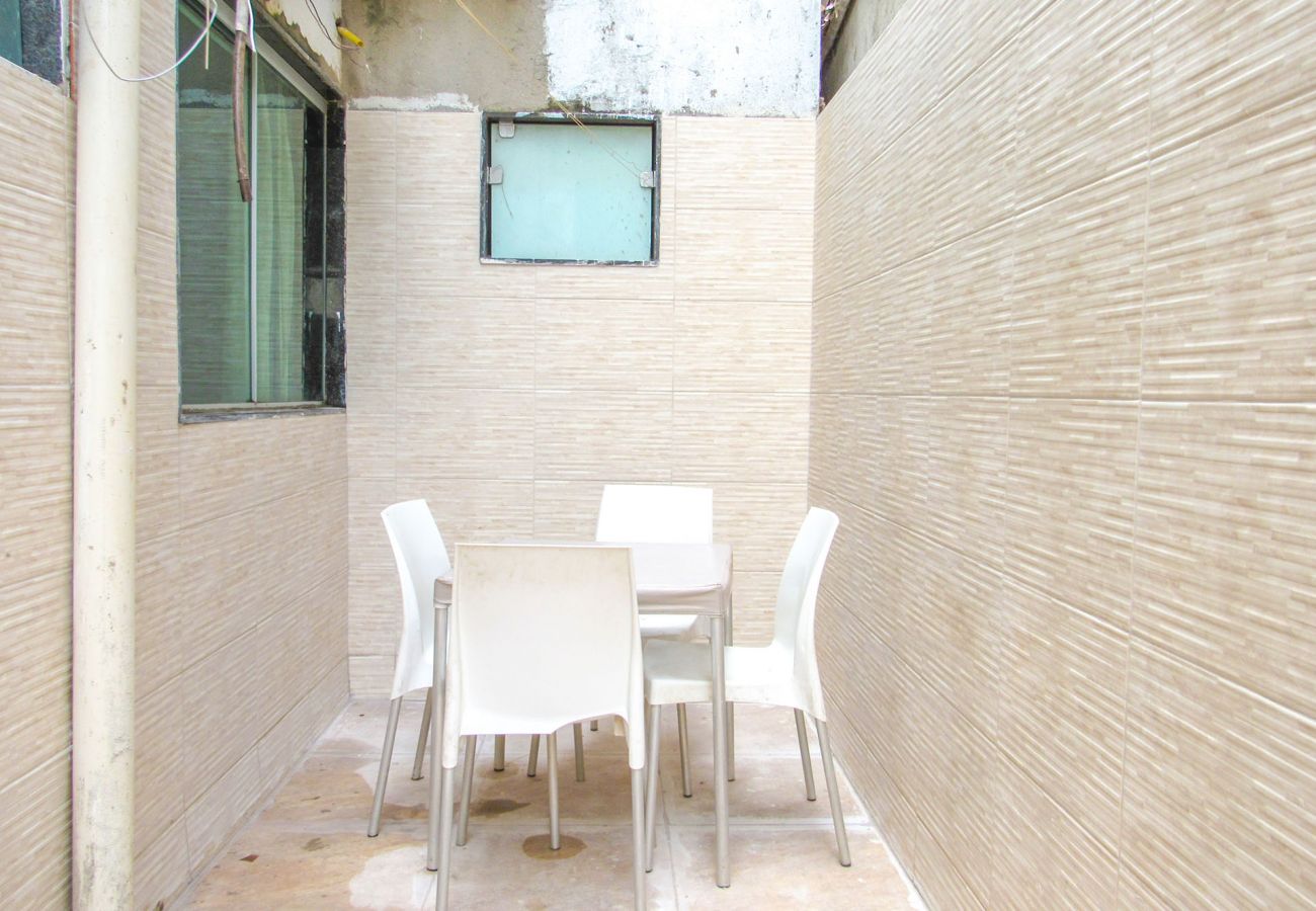 Apartamento em Porto Seguro - Apto c piscina e WiFi a 150m da Praia de Mundaí/BA Apartamento em Porto Seguro - Apto c piscina e WiFi a 150m da Praia de Mundaí/BA