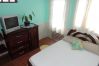 Quarto em Caraguatatuba - Suíte 5 com piscina e wi-fi em Caraguatatuba Quarto em Caraguatatuba - Suíte 5 com piscina e wi-fi em Caraguatatuba