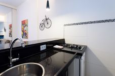 Apartamento em Rio de Janeiro - PI903 (Zona4)