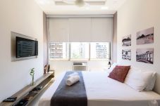 Apartamento em Rio de Janeiro - PI903 (Zona4)