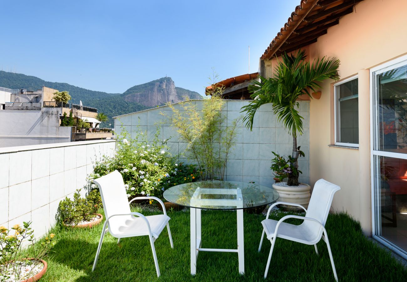 Apartamento em Rio de Janeiro - MQC502 (Zona1)