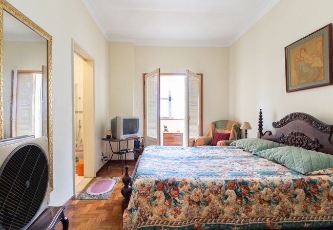 Apartamento em São Paulo - Apto aconchegante a 15 min do metrô na Bela Vista Apartamento em São Paulo - Apto aconchegante a 15 min do metrô na Bela Vista