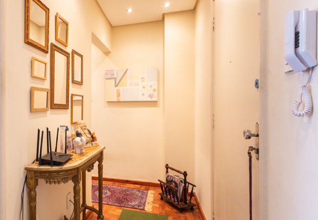 Apartamento em São Paulo - Apto aconchegante a 15 min do metrô na Bela Vista Apartamento em São Paulo - Apto aconchegante a 15 min do metrô na Bela Vista