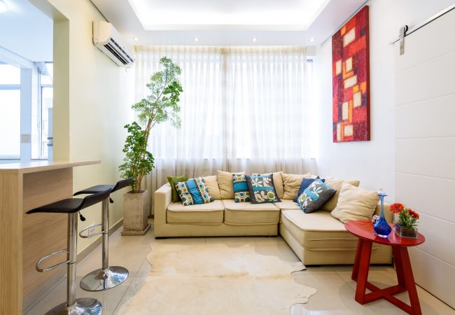 Apartamento em Rio de Janeiro - VP305 (Zona1) Apartamento em Rio de Janeiro - VP305 (Zona1)