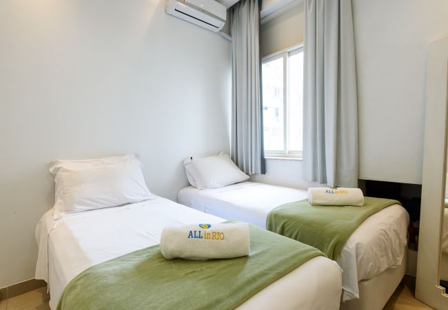 Apartamento em Rio de Janeiro - VP305 (Zona1) Apartamento em Rio de Janeiro - VP305 (Zona1)