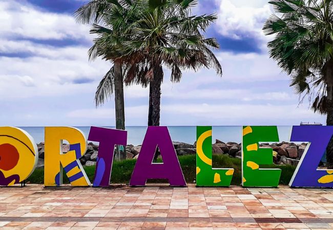 Apartamento em Fortaleza - Apto à beira-mar com wi-fi e piscina em Fortaleza Apartamento em Fortaleza - Apto à beira-mar com wi-fi e piscina em Fortaleza