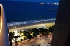 Apartamento em Fortaleza - Apto à beira-mar com wi-fi e piscina em Fortaleza
