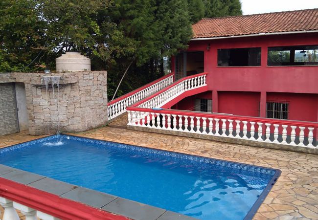 Casa em Ibiúna - Chácara com piscina e lazer completo em Ibiúna/SP