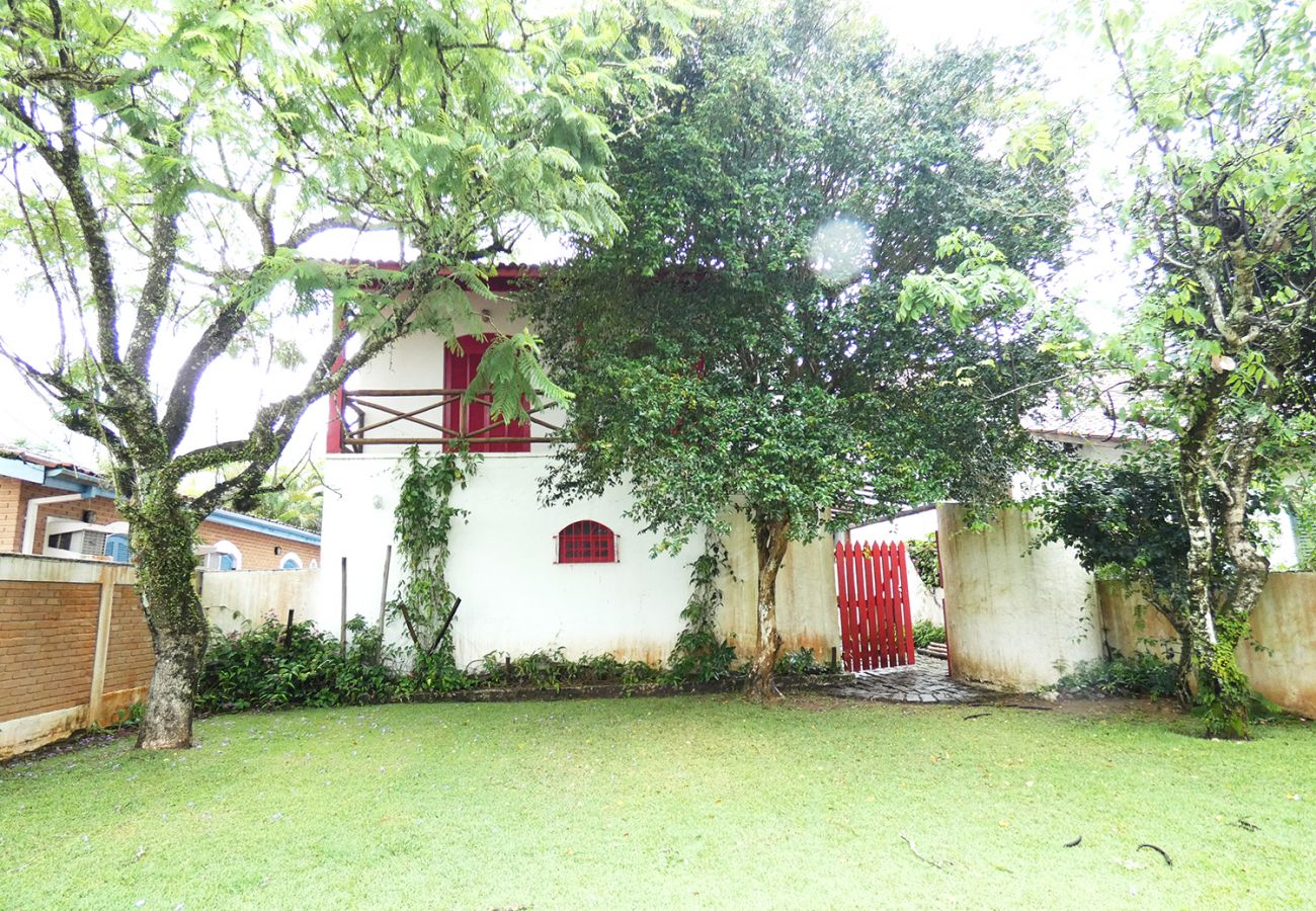 Casa em São Sebastião - Casa com muito lazer a 100m da Praia de Guaecá/SP Casa em São Sebastião - Casa com muito lazer a 100m da Praia de Guaecá/SP