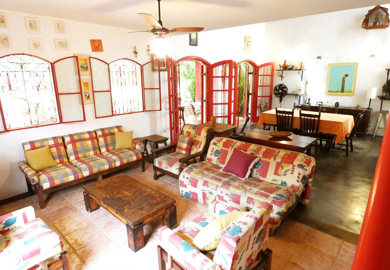 Casa em São Sebastião - Casa com muito lazer a 100m da Praia de Guaecá/SP Casa em São Sebastião - Casa com muito lazer a 100m da Praia de Guaecá/SP