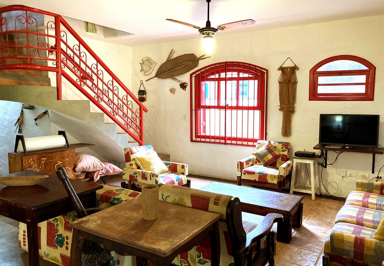 Casa em São Sebastião - Casa com muito lazer a 100m da Praia de Guaecá/SP Casa em São Sebastião - Casa com muito lazer a 100m da Praia de Guaecá/SP