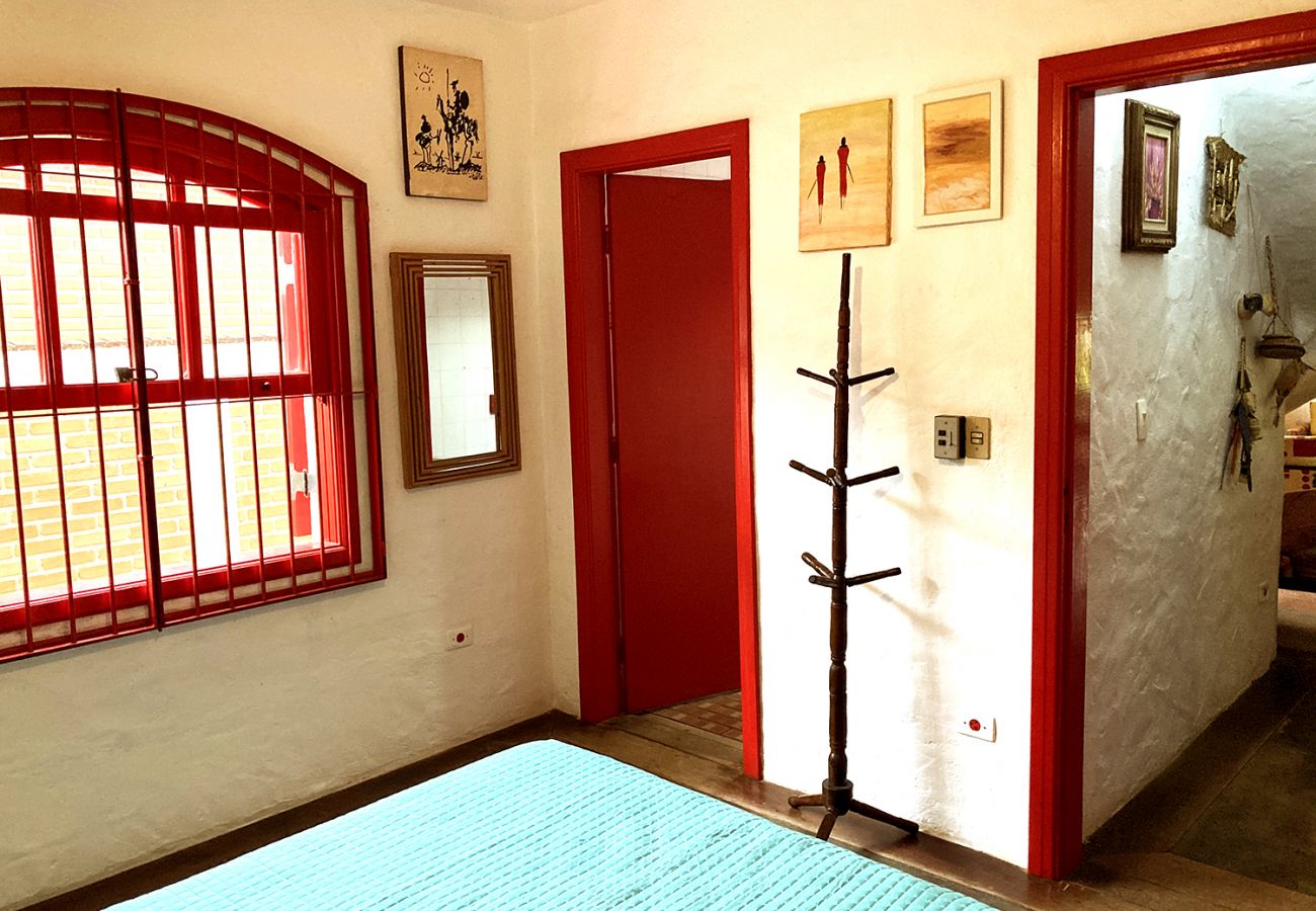 Casa em São Sebastião - Casa com muito lazer a 100m da Praia de Guaecá/SP Casa em São Sebastião - Casa com muito lazer a 100m da Praia de Guaecá/SP