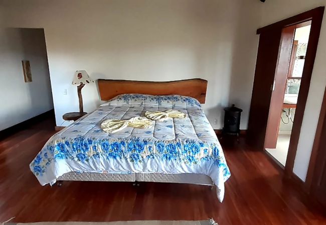 Casa de Campo em Cunha - Chácara com Wi-Fi, churrasqueira e lazer em Cunha Casa de Campo em Cunha - Chácara com Wi-Fi, churrasqueira e lazer em Cunha