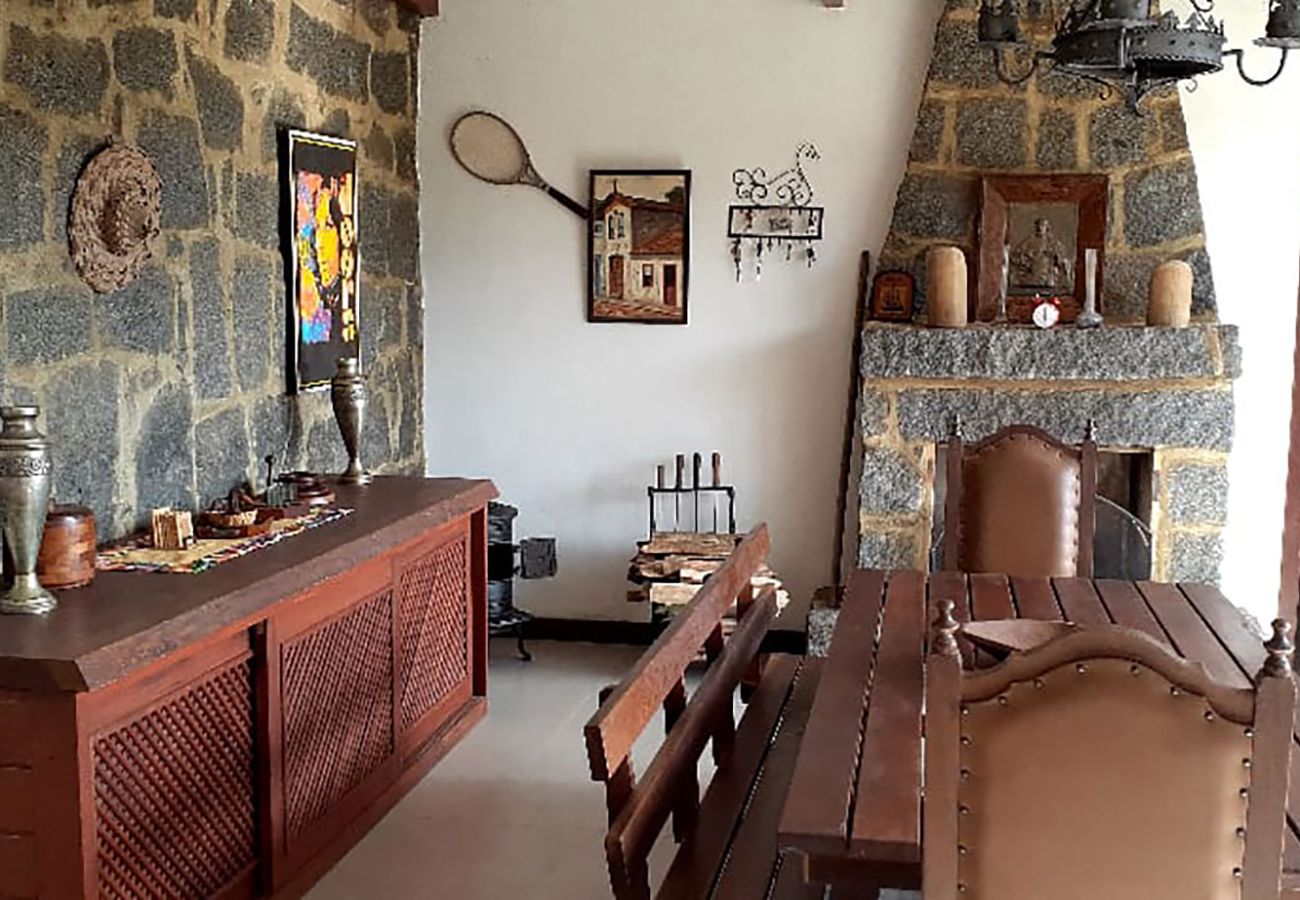 Casa de Campo em Cunha - Chácara com Wi-Fi, churrasqueira e lazer em Cunha Casa de Campo em Cunha - Chácara com Wi-Fi, churrasqueira e lazer em Cunha