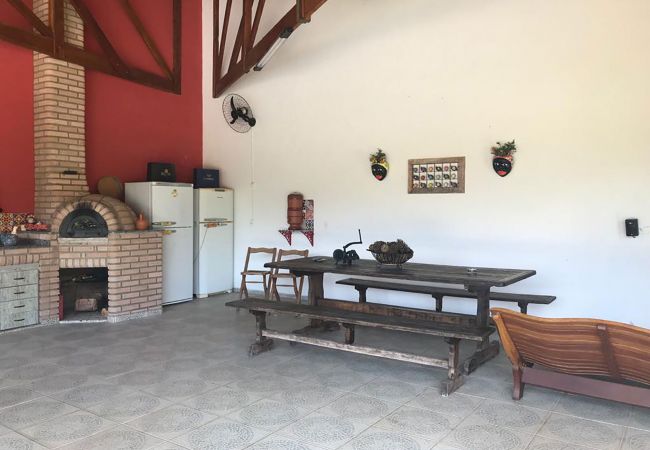 Casa em Campo Limpo Paulista - Chácara c Wi-Fi, piscina e churrasq-Campo Limpo/SP Casa em Campo Limpo Paulista - Chácara c Wi-Fi, piscina e churrasq-Campo Limpo/SP