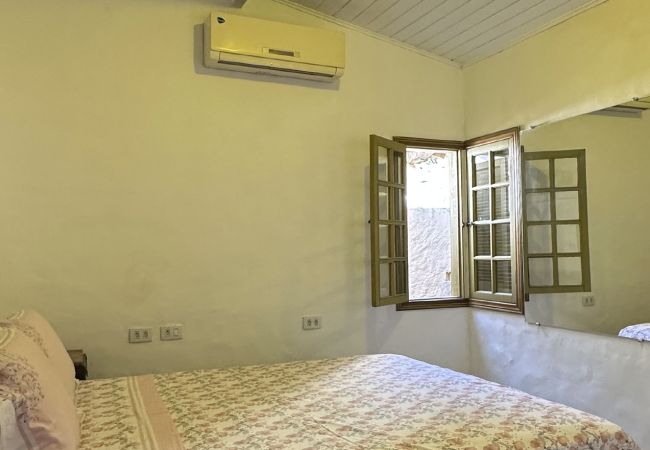 Casa em Ilhabela - Ilhabela: refúgio na natureza c/ vista espetacular Casa em Ilhabela - Ilhabela: refúgio na natureza c/ vista espetacular