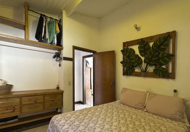 Casa em Ilhabela - Ilhabela: refúgio na natureza c/ vista espetacular Casa em Ilhabela - Ilhabela: refúgio na natureza c/ vista espetacular