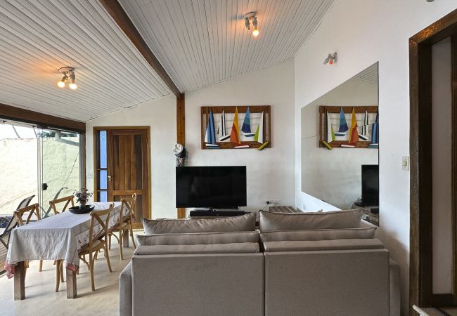 Casa em Ilhabela - Ilhabela: refúgio na natureza c/ vista espetacular Casa em Ilhabela - Ilhabela: refúgio na natureza c/ vista espetacular