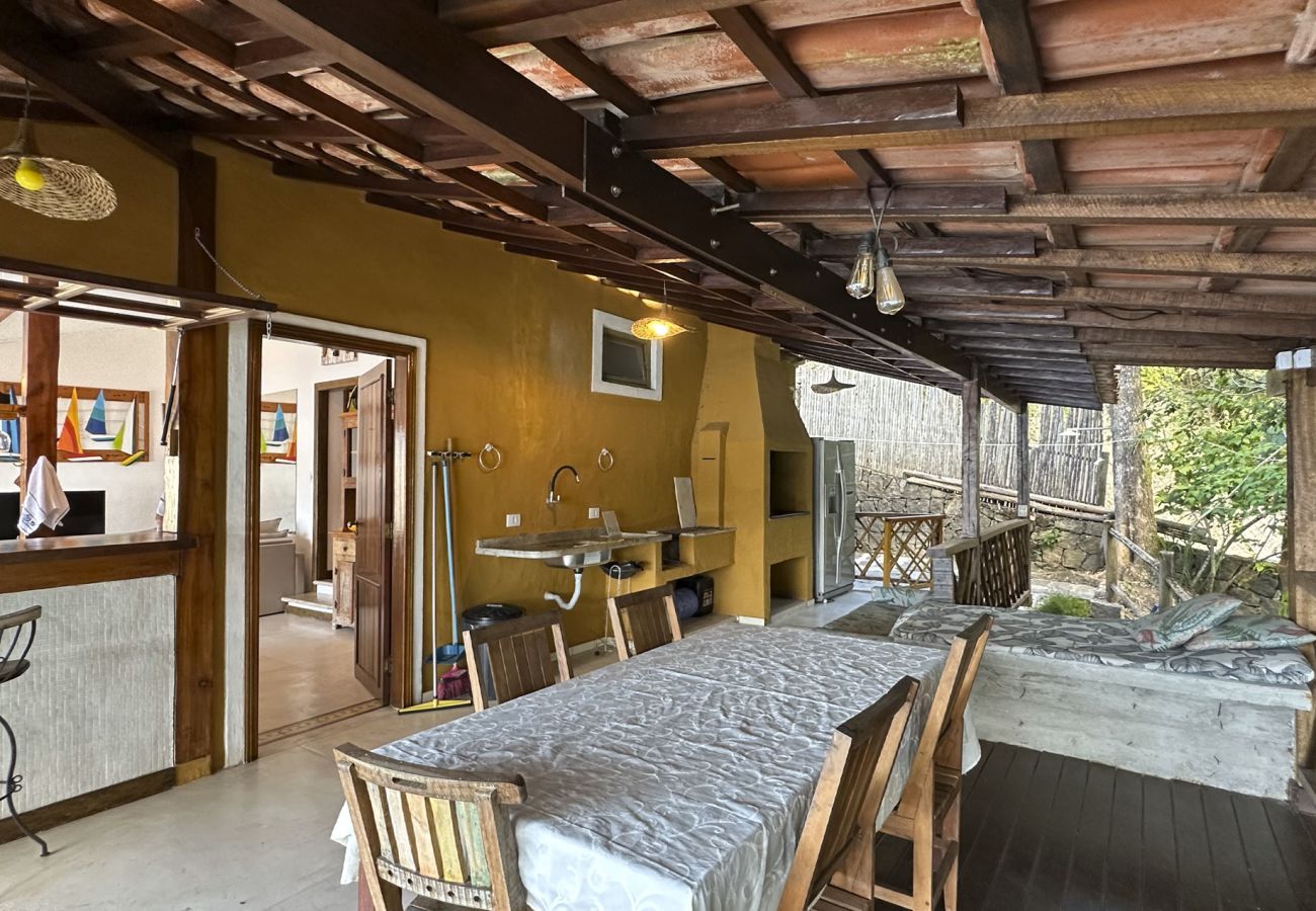 Casa em Ilhabela - Ilhabela: refúgio na natureza c/ vista espetacular Casa em Ilhabela - Ilhabela: refúgio na natureza c/ vista espetacular