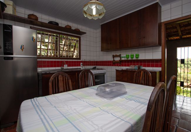 Casa de Campo em Ibiúna - Sítio Martins com lazer completo em Ibiúna - SP Casa de Campo em Ibiúna - Sítio Martins com lazer completo em Ibiúna - SP