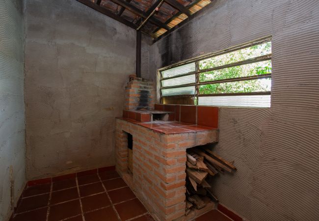 Casa de Campo em Ibiúna - Sítio Martins com lazer completo em Ibiúna - SP Casa de Campo em Ibiúna - Sítio Martins com lazer completo em Ibiúna - SP