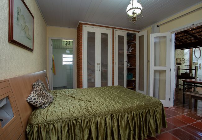 Casa de Campo em Ibiúna - Sítio Martins com lazer completo em Ibiúna - SP Casa de Campo em Ibiúna - Sítio Martins com lazer completo em Ibiúna - SP