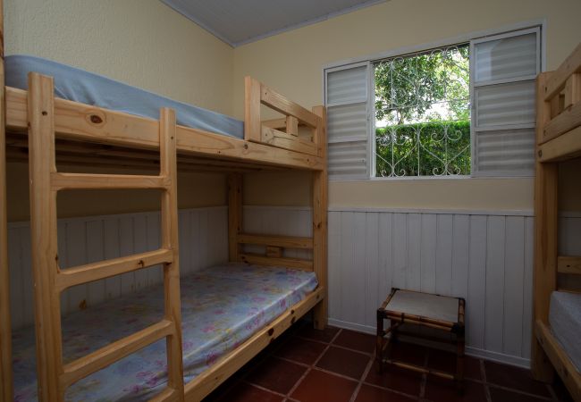 Casa de Campo em Ibiúna - Sítio Martins com lazer completo em Ibiúna - SP Casa de Campo em Ibiúna - Sítio Martins com lazer completo em Ibiúna - SP