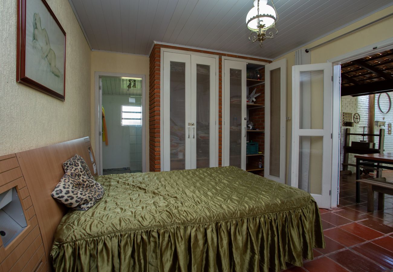 Casa de Campo em Ibiúna - Sítio Martins com lazer completo em Ibiúna - SP Casa de Campo em Ibiúna - Sítio Martins com lazer completo em Ibiúna - SP