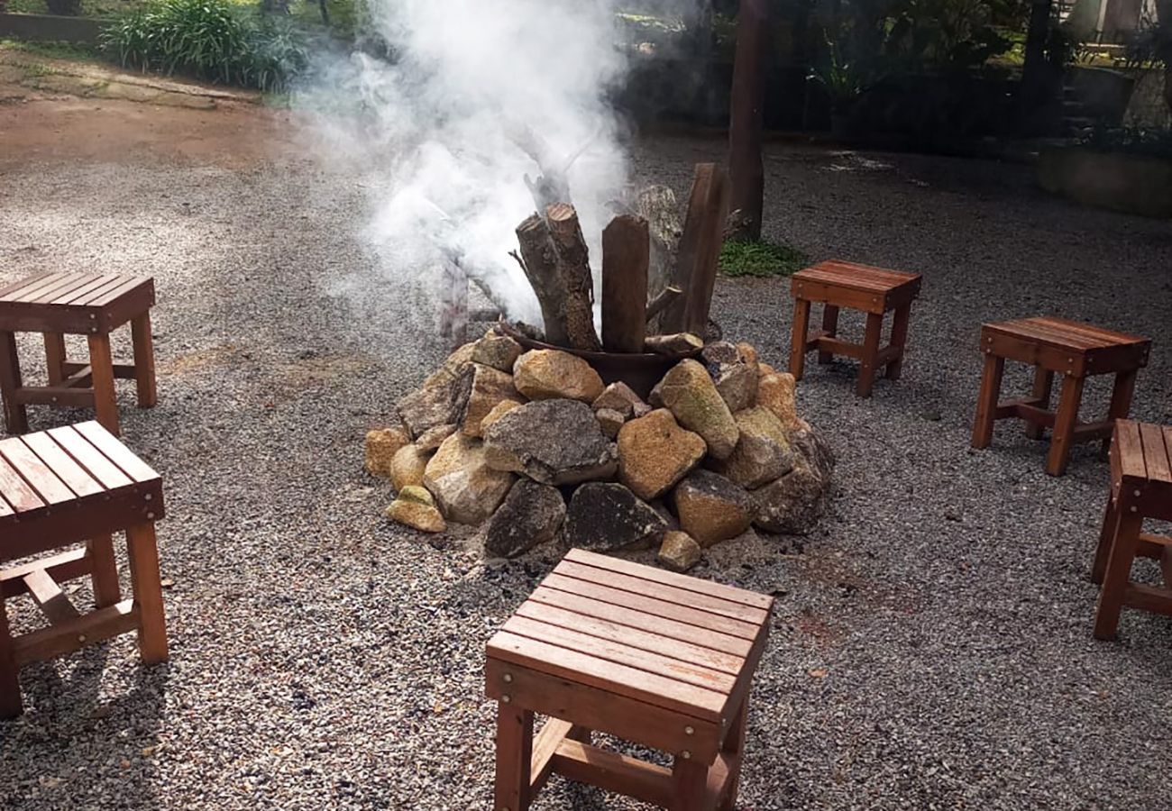 Casa de Campo em Ibiúna - Sítio Martins com lazer completo em Ibiúna - SP Casa de Campo em Ibiúna - Sítio Martins com lazer completo em Ibiúna - SP