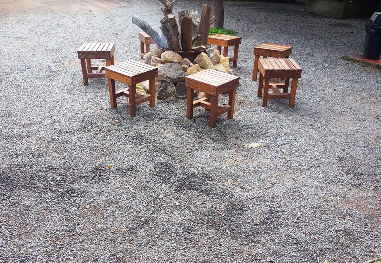 Casa de Campo em Ibiúna - Sítio Martins com lazer completo em Ibiúna - SP Casa de Campo em Ibiúna - Sítio Martins com lazer completo em Ibiúna - SP