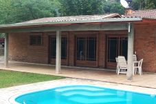 Casa em Carlos Barbosa - Sítio com piscina, horta orgânica, pomar e Wi-Fi