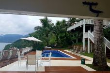 Casa em Ilhabela - Ilhabela: casa com piscina, churrasq, sauna e WiFi