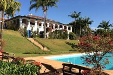 Casa de Campo em Bragança Paulista - Fazenda com piscina, churrasqueira e lazer 