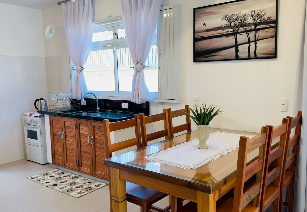 Casa em Palhoça - Casa na praia c WiFi e churrasqueira em Palhoça/SC Casa em Palhoça - Casa na praia c WiFi e churrasqueira em Palhoça/SC