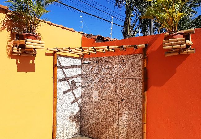 Casa em Bertioga - Casa linda com Piscina e Jogos, pertinho da Praia Casa em Bertioga - Casa linda com Piscina e Jogos, pertinho da Praia