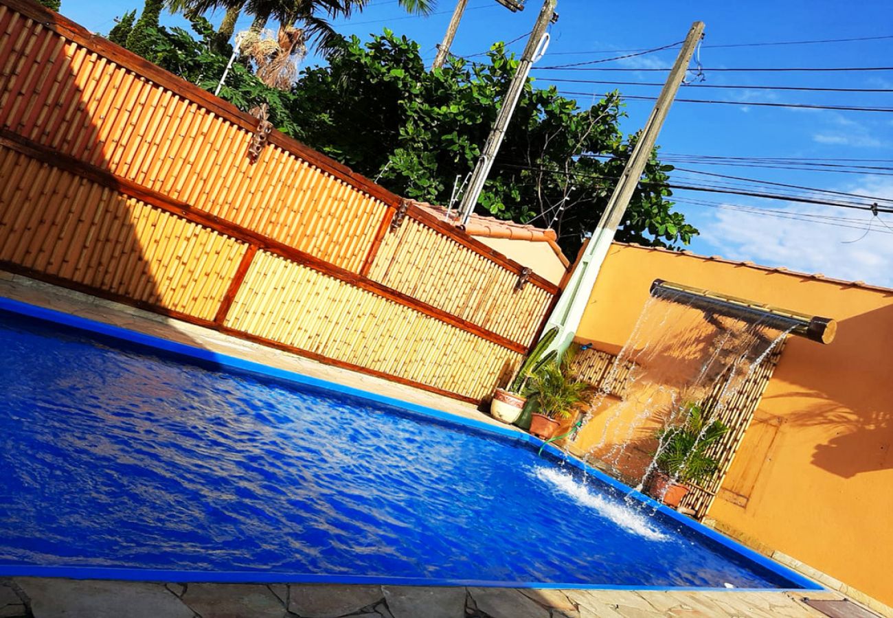 Casa em Bertioga - Casa linda com Piscina e Jogos, pertinho da Praia Casa em Bertioga - Casa linda com Piscina e Jogos, pertinho da Praia