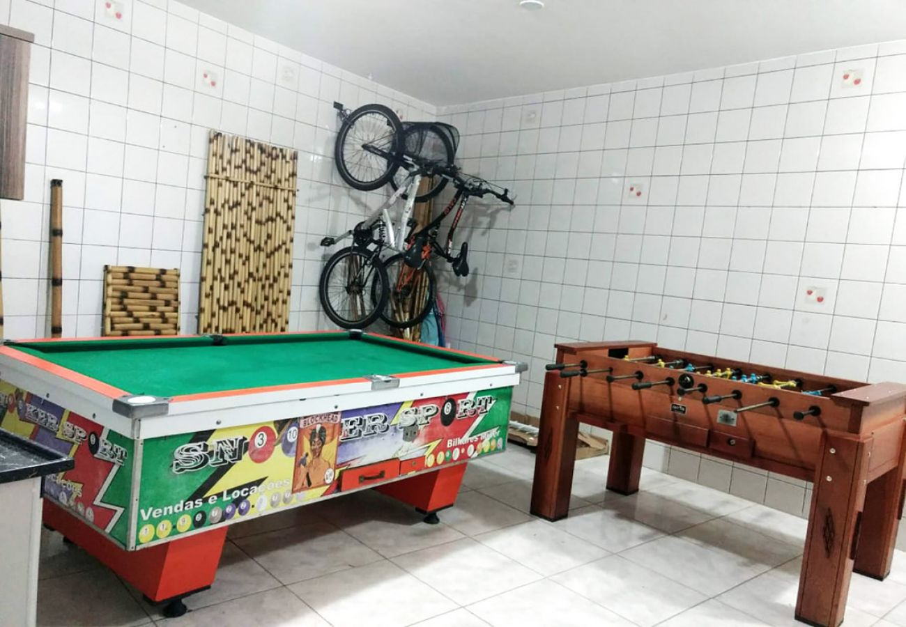 Casa em Bertioga - Casa linda com Piscina e Jogos, pertinho da Praia Casa em Bertioga - Casa linda com Piscina e Jogos, pertinho da Praia