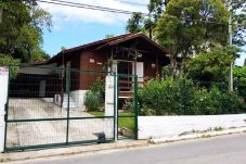 Casa em Florianópolis - Casa com churrasq e WiFi na praia da Lagoinha - SC