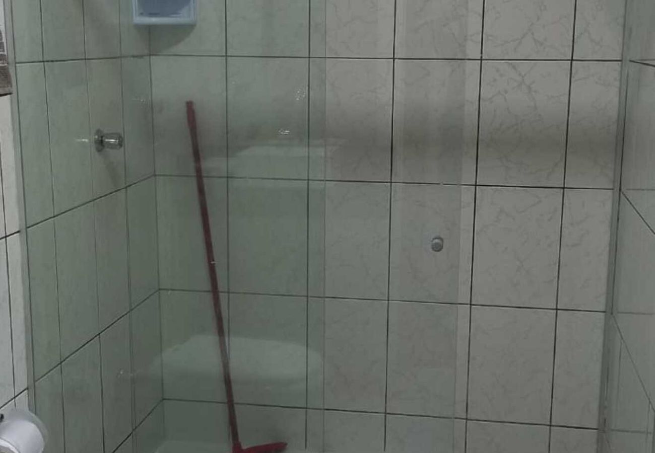 Apartamento em Vila Velha - Apto com Wi-Fi na Praia da Costa no Espírito Santo Apartamento em Vila Velha - Apto com Wi-Fi na Praia da Costa no Espírito Santo