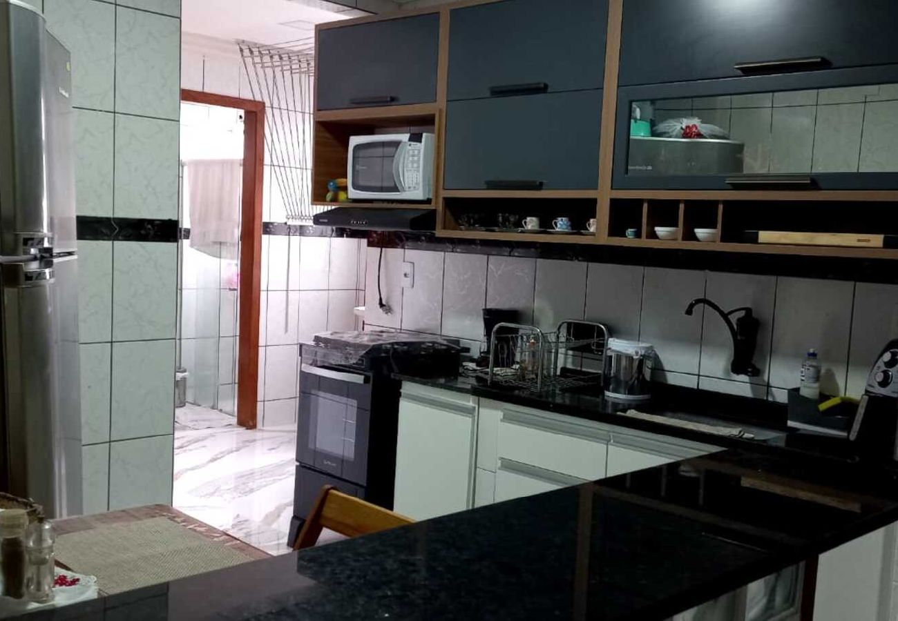 Apartamento em Vila Velha - Apto com Wi-Fi na Praia da Costa no Espírito Santo Apartamento em Vila Velha - Apto com Wi-Fi na Praia da Costa no Espírito Santo