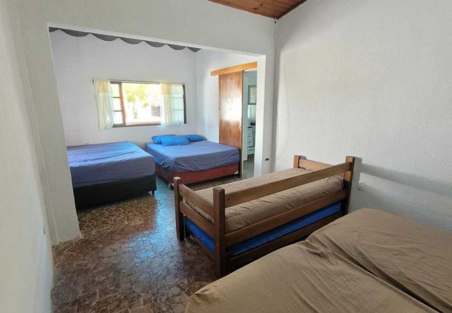 Casa em Itanhaém - Casa c pisc, churrasq, pet friendly a 200m do mar Casa em Itanhaém - Casa c pisc, churrasq, pet friendly a 200m do mar