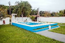 Casa em Itanhaém - Chácara de Praia com piscina, bem próximo a praia