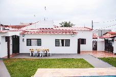 Casa em Itanhaém - Chácara de Praia com piscina, bem próximo a praia