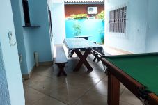 Casa em São Sebastião - Casa de praia com piscina, churrasq e Wi-Fi - NOVO