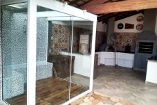 Casa em Caraguatatuba - Casa de praia em condom fechado c lazer privativo