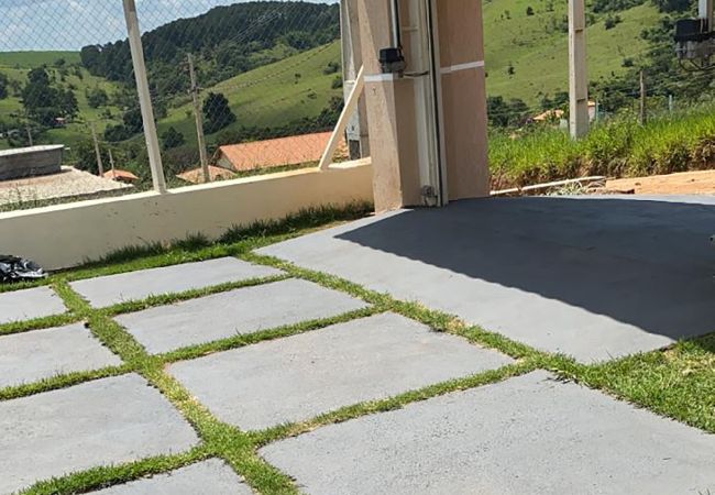 Casa em Mairinque - Chácara c piscina e churrasqueira em Mairinque/SP Casa em Mairinque - Chácara c piscina e churrasqueira em Mairinque/SP