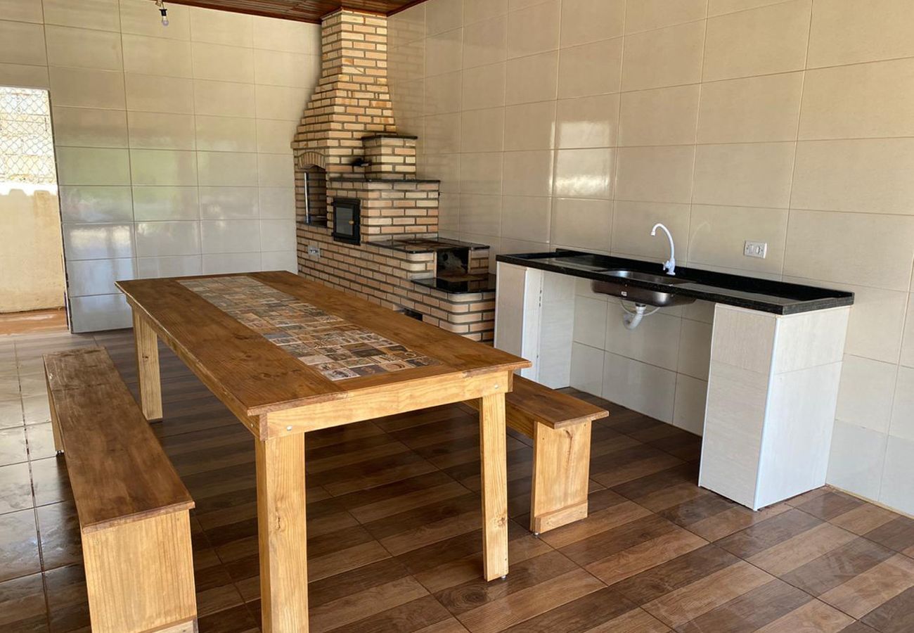 Casa em Mairinque - Chácara c piscina e churrasqueira em Mairinque/SP Casa em Mairinque - Chácara c piscina e churrasqueira em Mairinque/SP