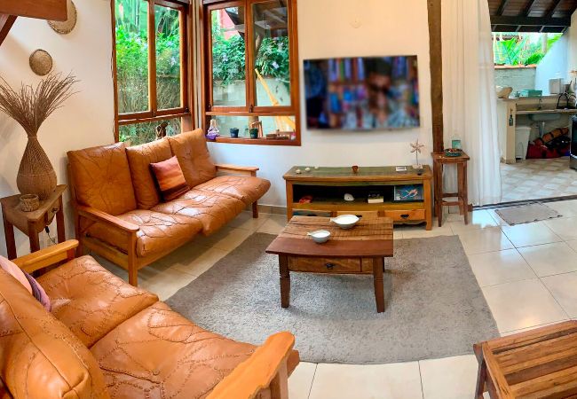 Casa em Maresias - Incrível casa com churrasq e Wi-fi proximo à praia Casa em Maresias - Incrível casa com churrasq e Wi-fi proximo à praia